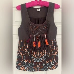 ANTHROPOLOGIE - Akemi + Kin Embroidered Boho Sleeveless Top (S)